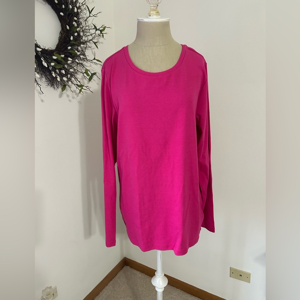 NWT Gap long sleeved tee
